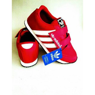 Sale sepatu  adidas  anak sneakers sekolah  hitam putih merah 