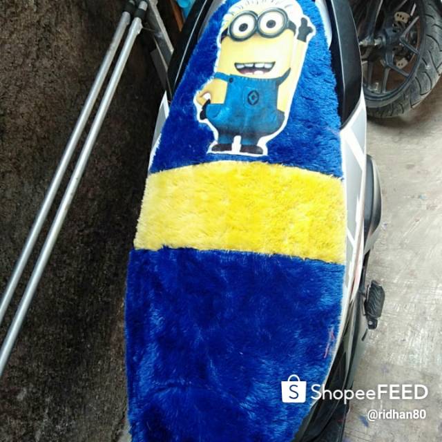 Cover jok motor karakter