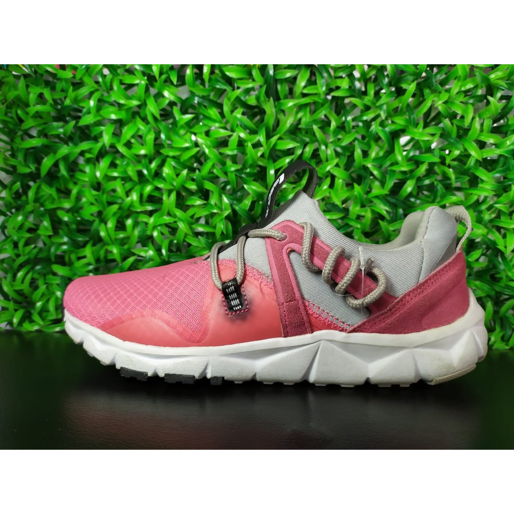 League Sepatu Lari League Poste Women 207026621