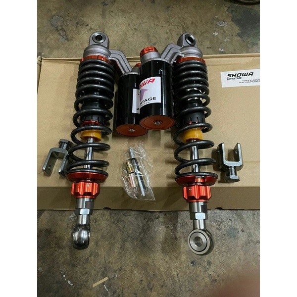 SHOCK BREAKER BELAKANG TABUNG ATAS MEREK SHOWA YAMAHA NOUVO  UK 280MM