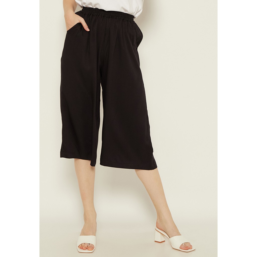 N&amp;A - JOURNAL 3/4 CULOTTES BLACK - Pakaian Wanita - Celana Sehari-Hari