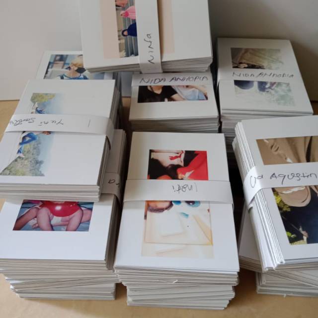 

Promo cetak polaroid 2R, paket 200lembar bonus 25lembar