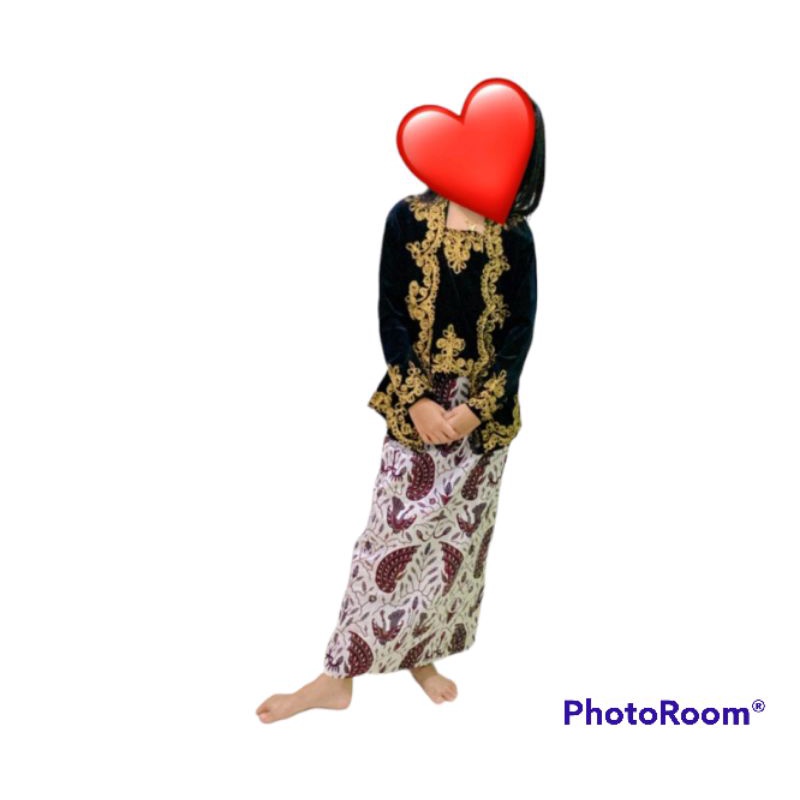 kebaya wanita kebaya anak bludru halus//kebaya kartini//kebaya klasik//kebaya jawa