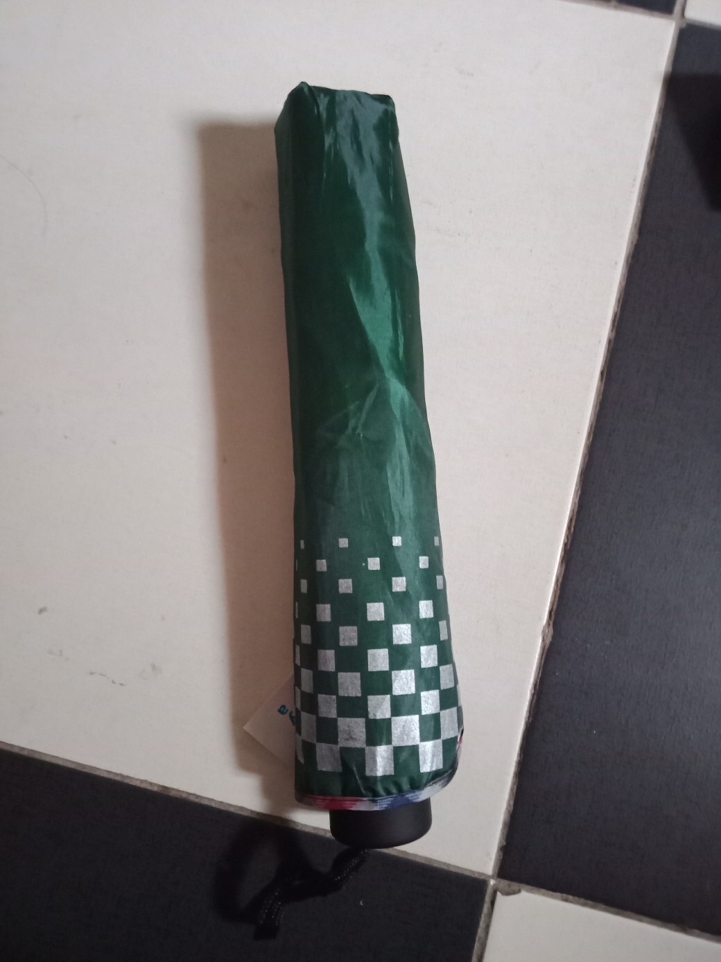 Payung Lipat 3 Super Jumbo Besar 10 R Jari Motif Tube