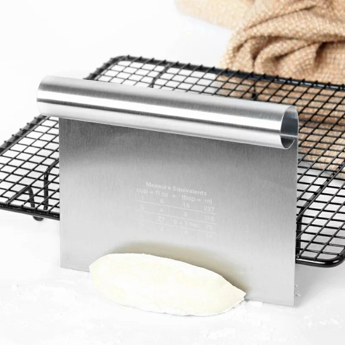 Dough Scrapper Pastry Stainless / Cutter / Pisau Potong Adonan Kue