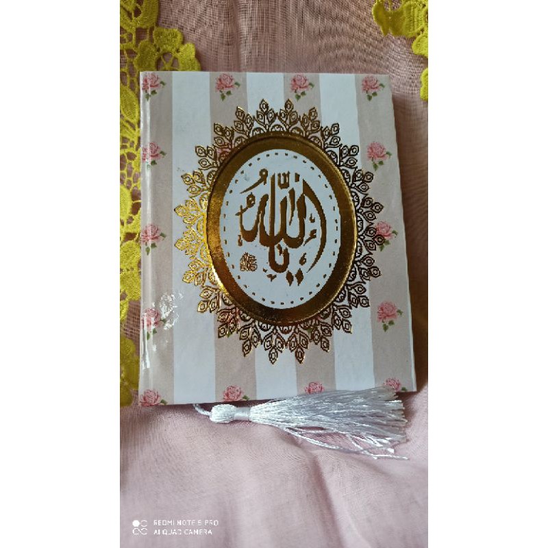 Yasin Hardcover hotprin emas lafal Allah timbul isi 128 halaman artpaper+hotprin + siku+ rumbai
