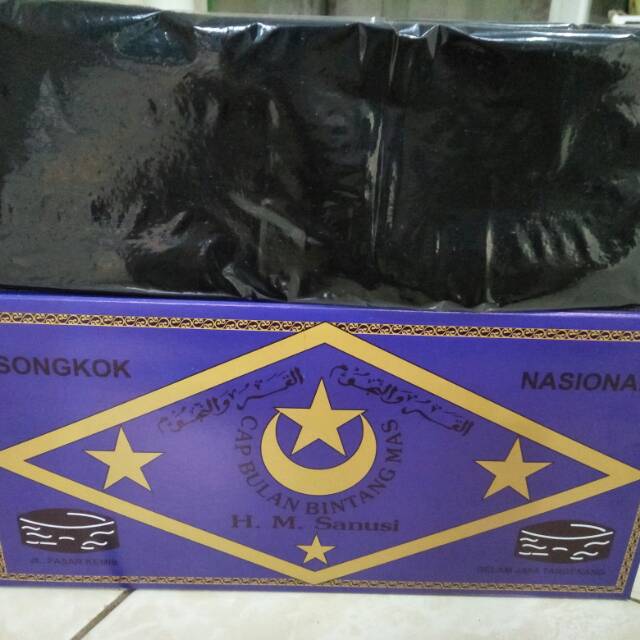 Peci songkok bulan bintang