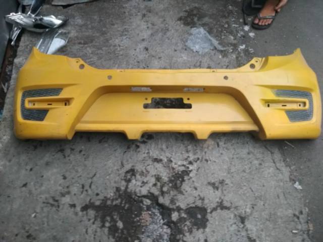 Bumper belakang ayla agya ori