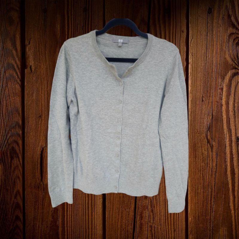 Cardigan Uniqlo Sisa Export