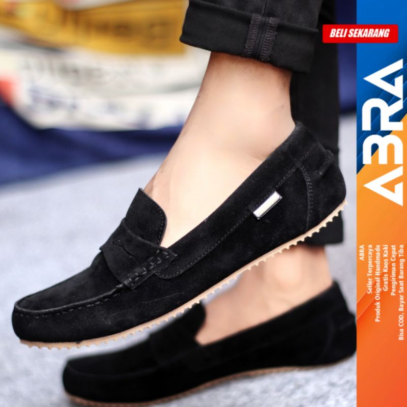 Noah Sepatu Slip on Pria Santai Casual Formal Suede Kerja Kantor