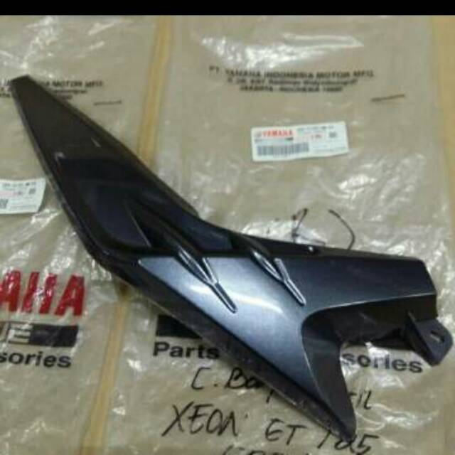 Cover Body Xeon GT 125 Grey abu-abu L&amp;R Original YGP