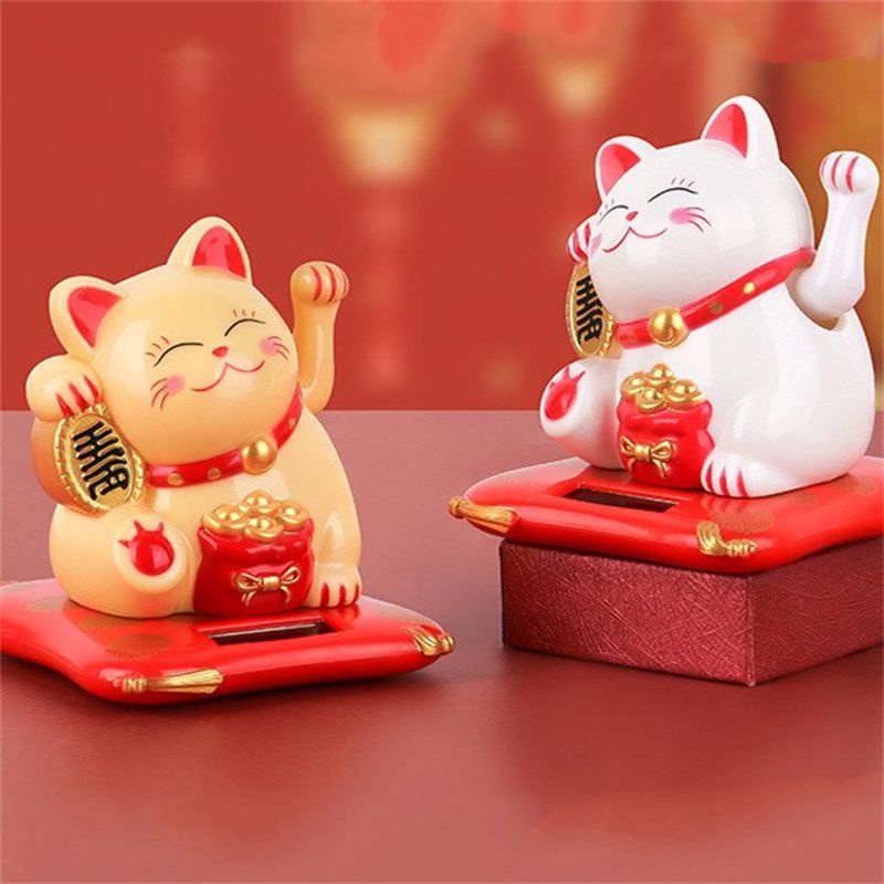 Kucing Maneki Solar/Pajangan Kucing Hoki/Patung Kucing Hoki/Lucky Cat Solar