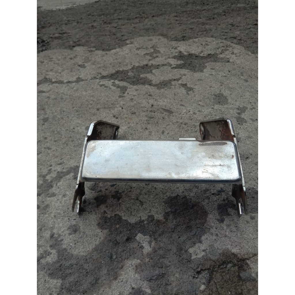 pangkon dudukan tatakan jog jok honda c70 super cup original copotan motor