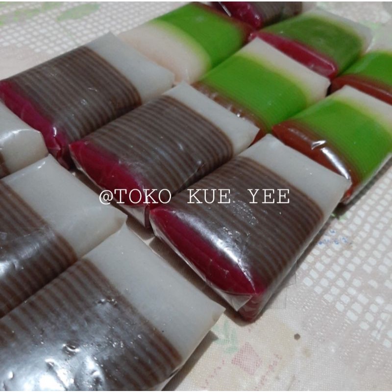 

LAPIS PP COKLAT / KUE PEPE COKLAT