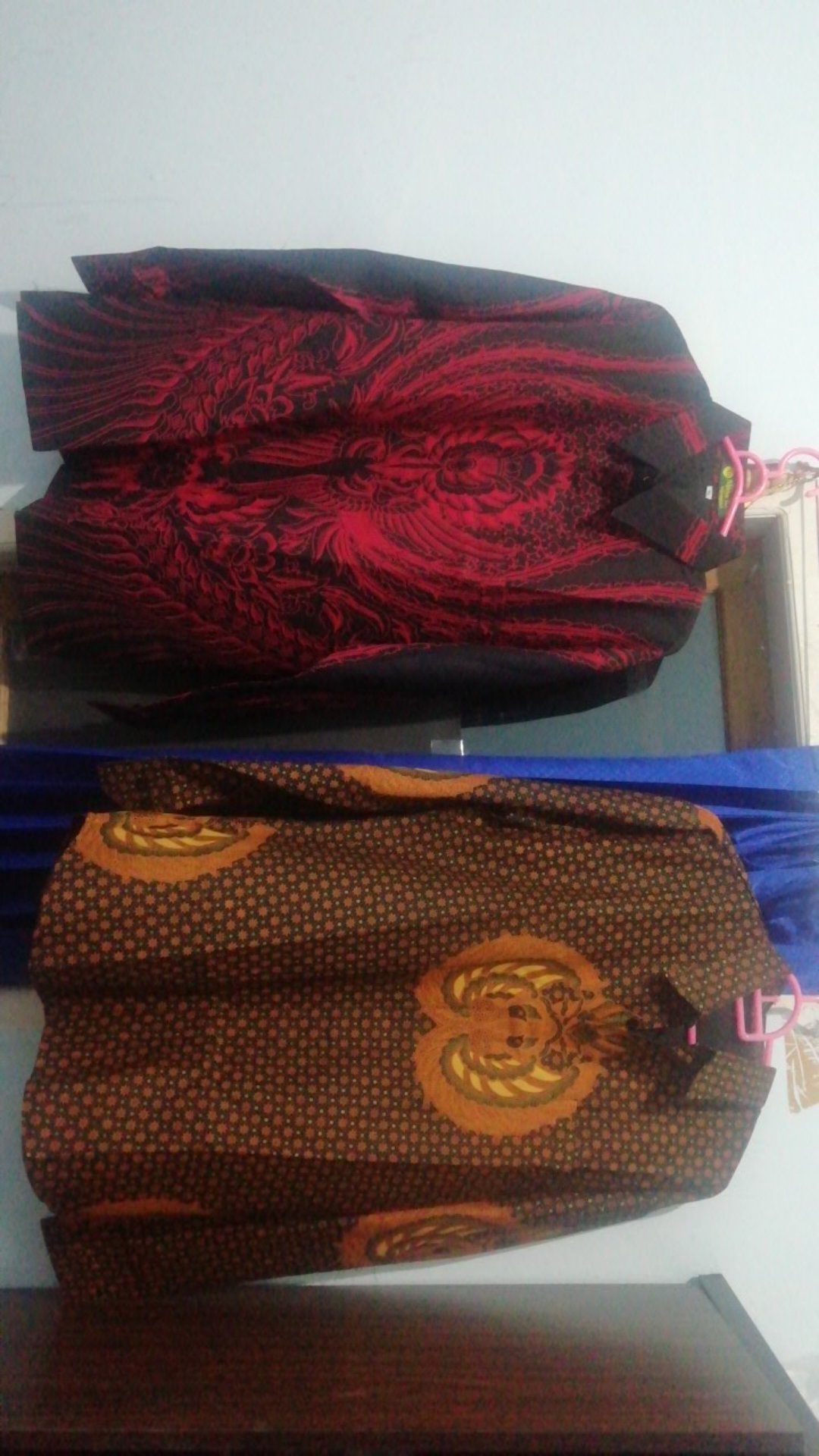 Batik Solo Kemeja Batik Panjang Peksi Maroon Raden Batiksoloamanah 145.000