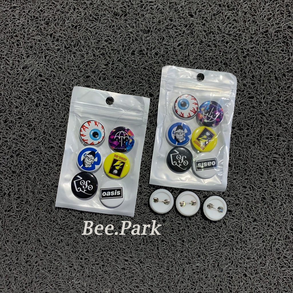 SATU SET PIN BUTTON KEREN GAMBAR BAND OASIS