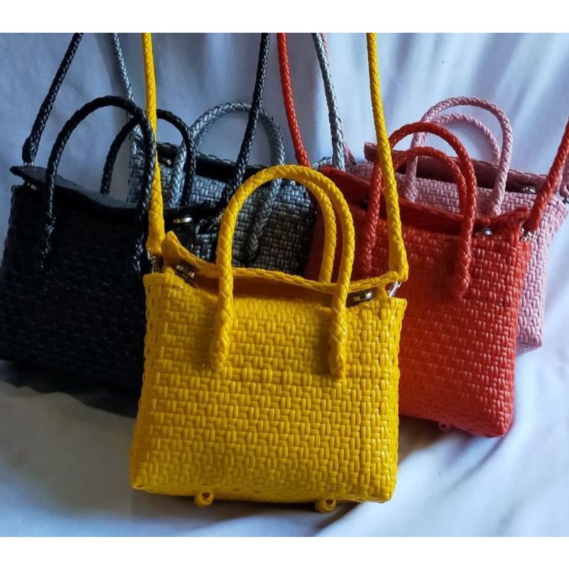 TAS ANYAM JALI BOX MAGNET DOBLE HANDLE