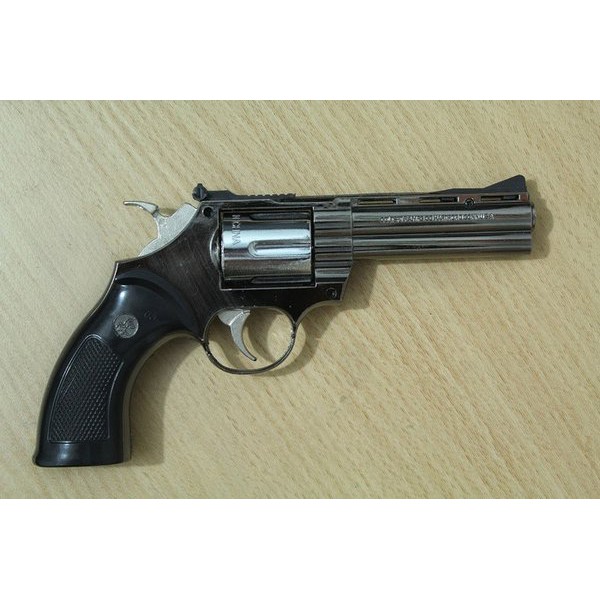 Super Sale! Korek Api Gas Model Pistol REV0LVER, Bonus Sarung, Lighter, Murah, Mantap