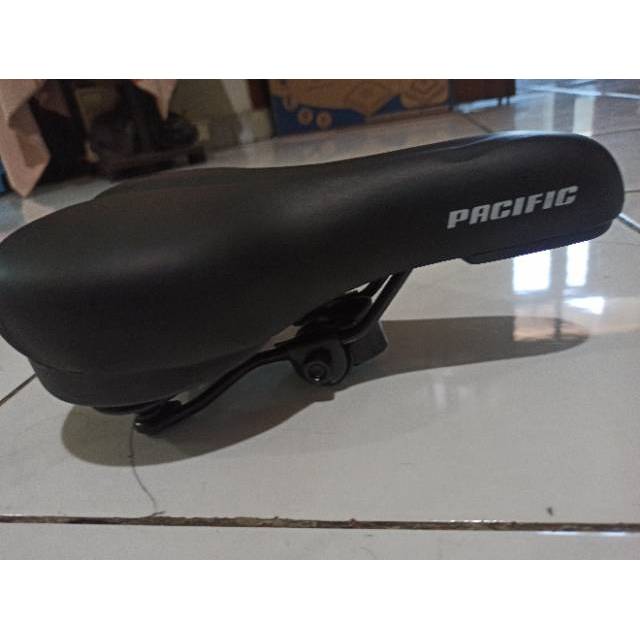 Jok Sadel sepeda dewasa Pacific per