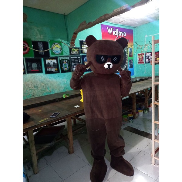 kostum maskot badut bruang line kacamata