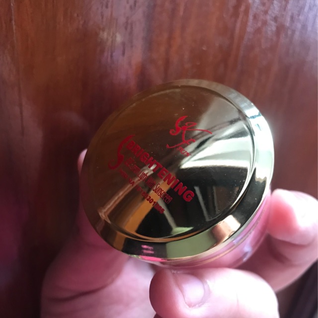 Preloved kf skin ee cream light