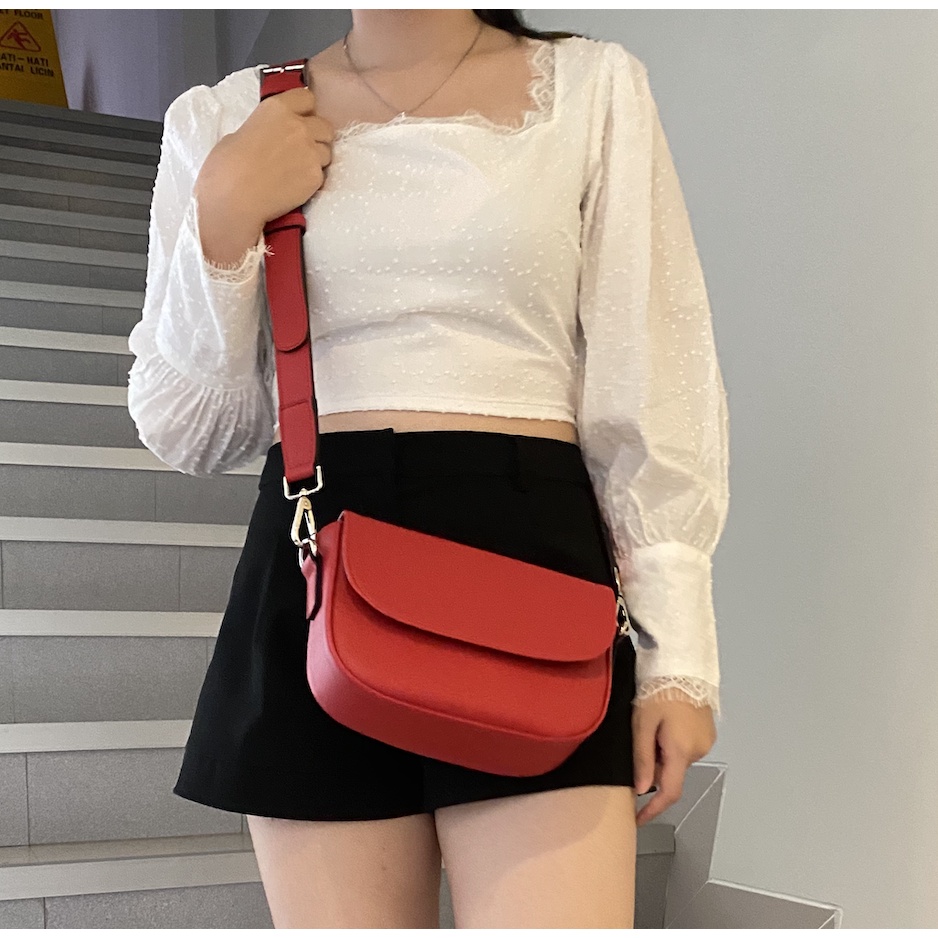 Convince: Raek Tas Selempang - Merah