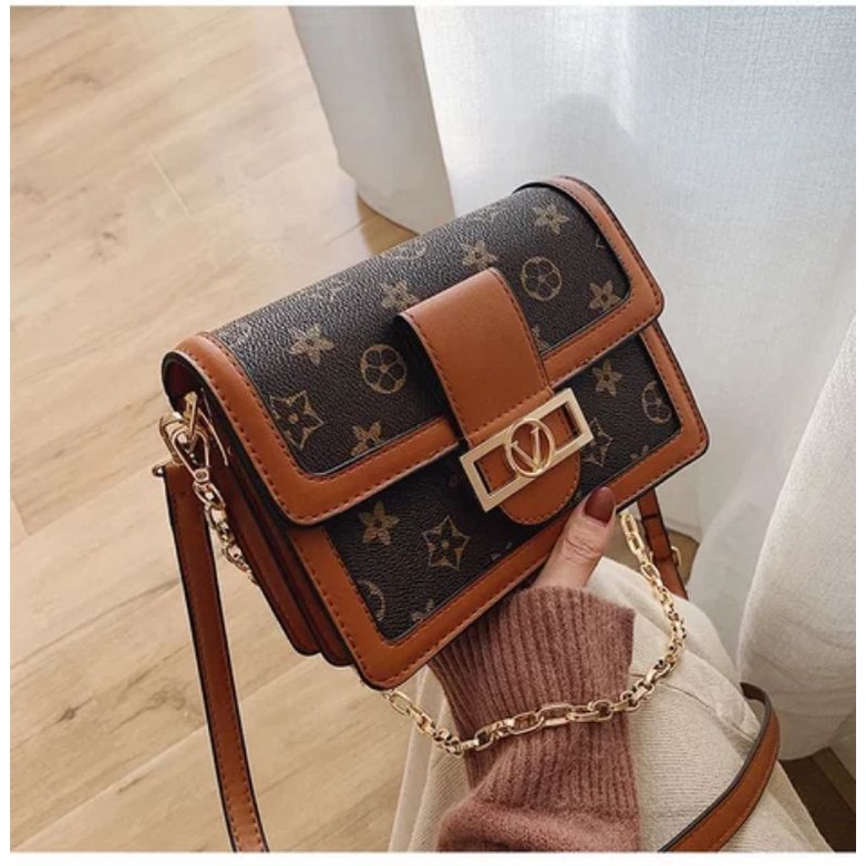 TAS SELEMPANG IMPORT LV24CM