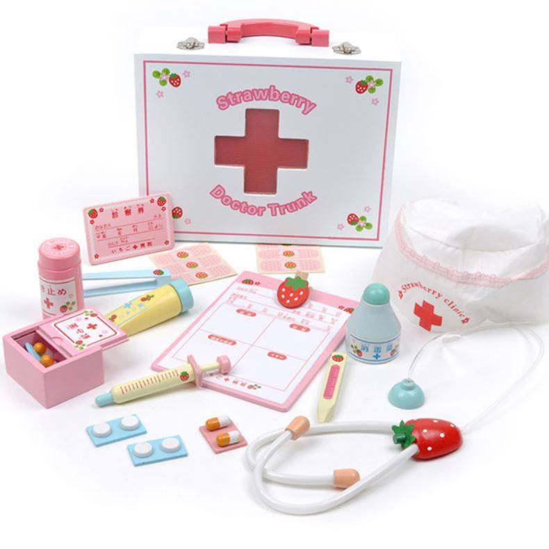 Mainan anak Peralatan Dokter/wooden strawberry doctor trunk