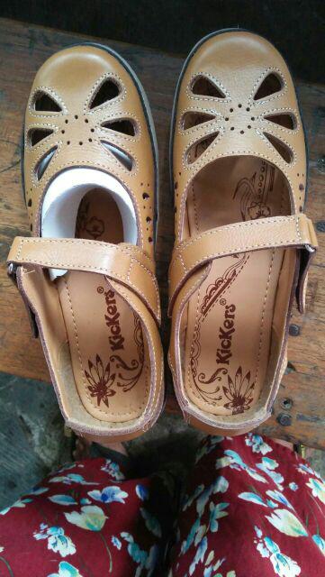 Sepatu Kickers Cewek Kulit ,, Habisin Stok