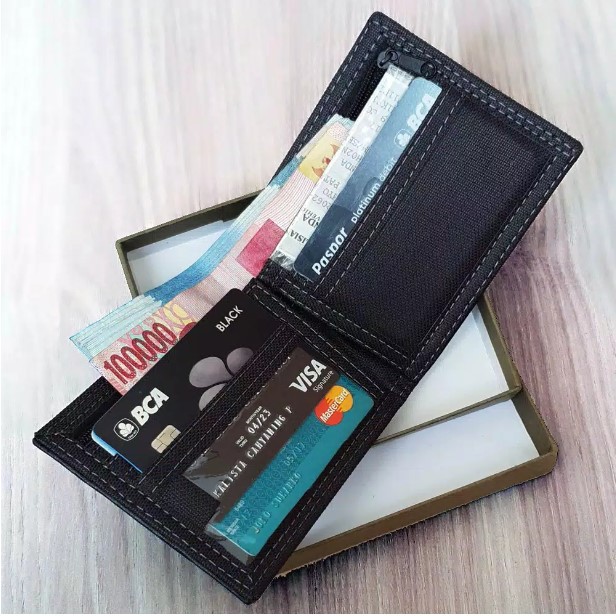 Dompet lipat pria hitam bahan kulit sintetis murah plus box ready