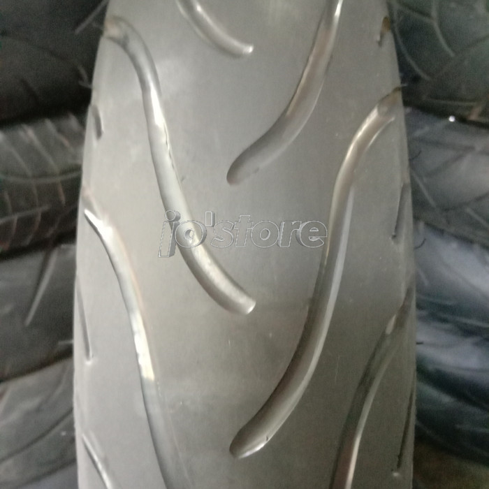 BAN BELAKANG MICHELIN PILLOT STREET UKURAN TERSEDIA 100 80 RING 17 Dan 110 70 RING 17 DAN 120 70 RIN