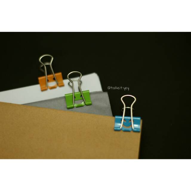 

Binder clip emoticon / paper clip