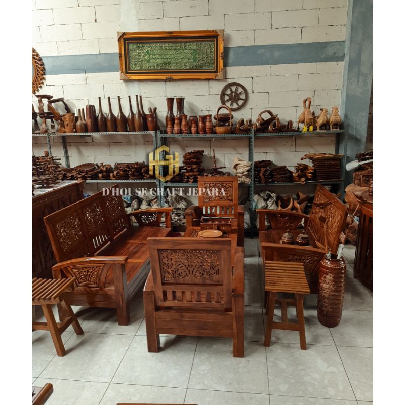 Kursi Tamu Model Ukir Kayu Jati Set ( 3211 + Meja )