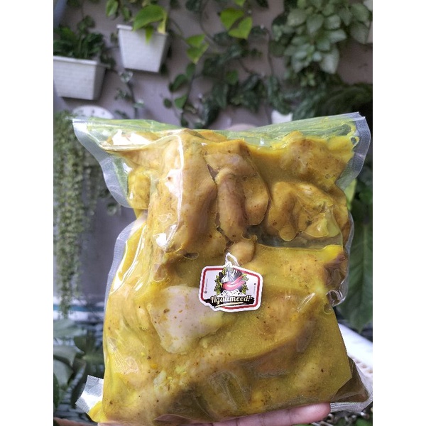 

Ayam Ungkep Lengkuas 800gr