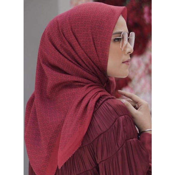 tapis red buttonscarves new voal reguler