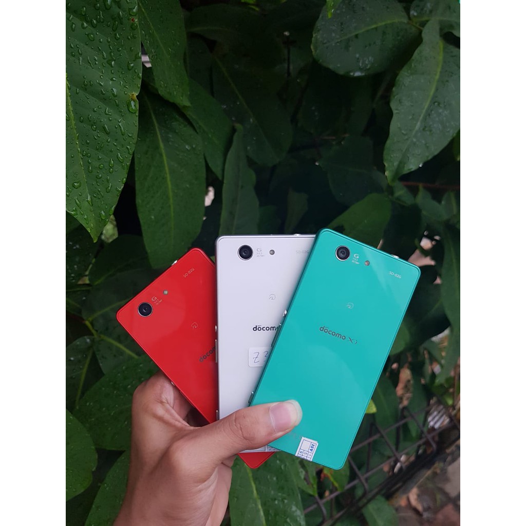 Sony Xperia Z3 Compact Docomo batangan