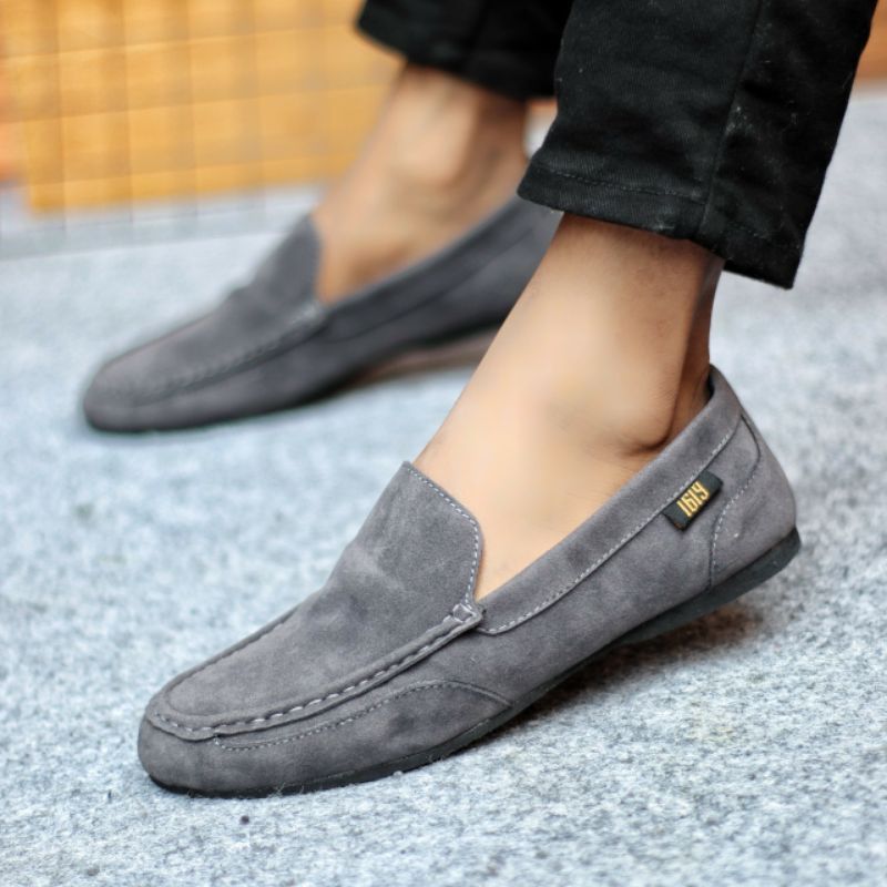 MODMEX GREY Sepatu Pria Keren Slip On Casual Spatu Slop Santai Main Selop Kasual Original Kulit Suede