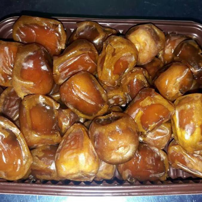 

Produk Unggulan Kurma Sukari Basah 500Gr Kurma Raja