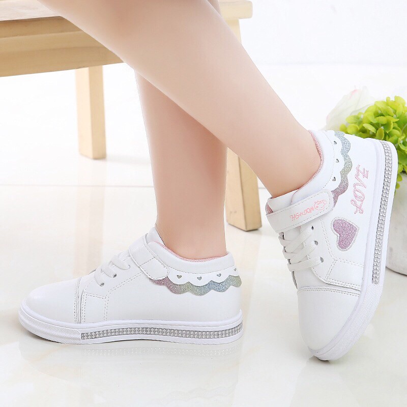 RESTOCK! Sepatu Anak Love Import Sneakers Shoes #C202