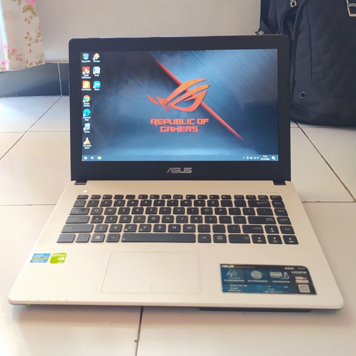 Asus A450C Putih SSD 256GB RAM 8GB Intel Core i3 NVIDIA GEFORCE Laptop Second Bekas