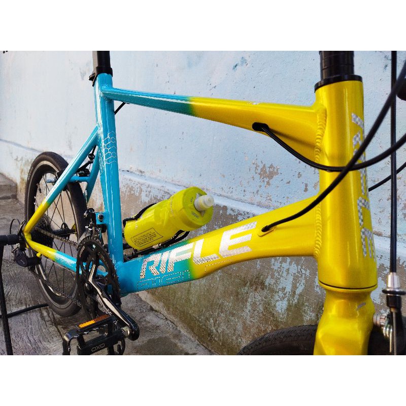 Minivelo Rifle bukan Tern Surge Pro Java CL