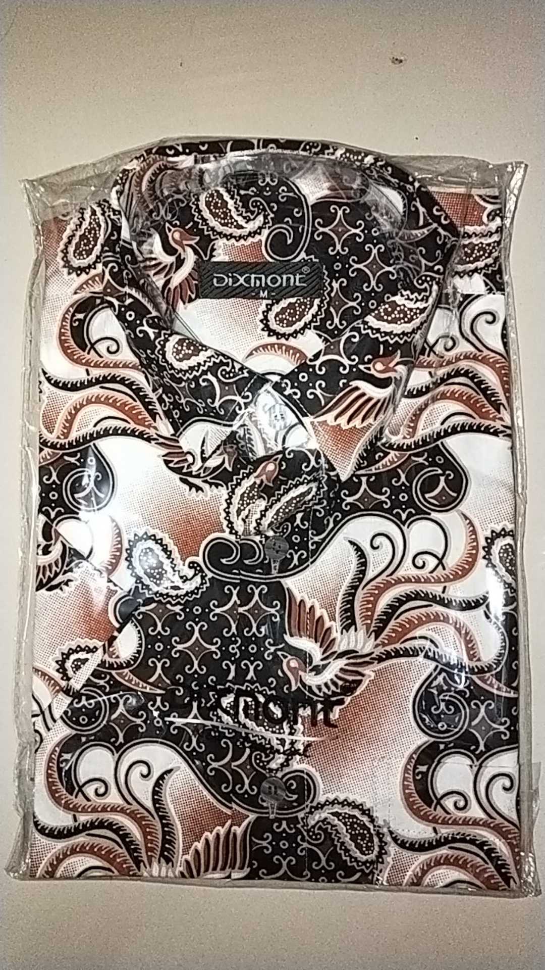 Kemeja Batik Pria Lengan Pendek Bs81 Katun Motif Modern Dixmont Semi Slimfit