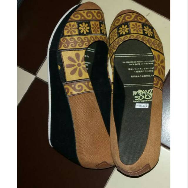 Mimosabi sepatu wedges yunan