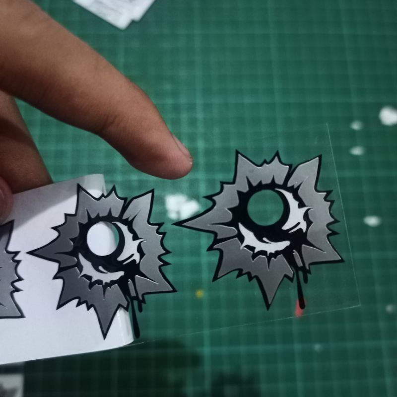 Sticker Cutting Bekas Peluru Tembakan/Stiker Cutting Bekas Peluru