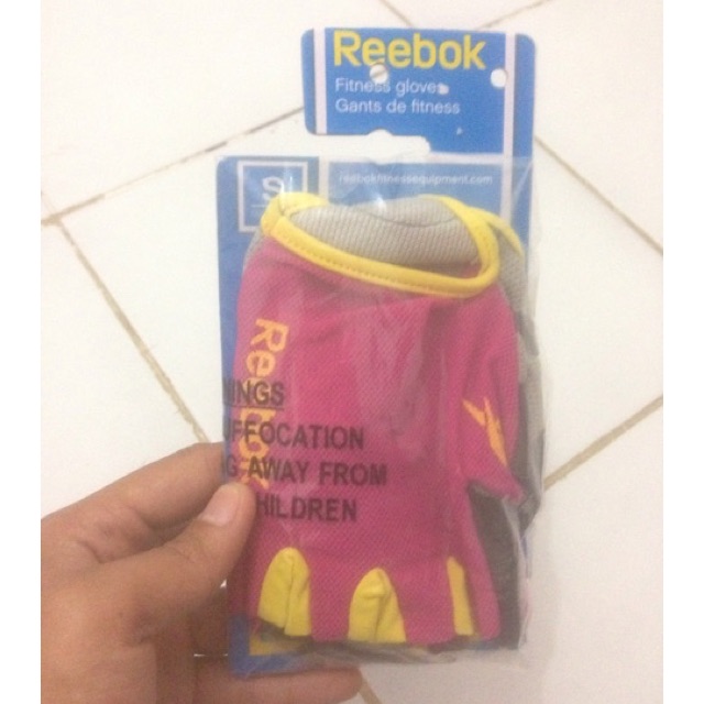 glove gym / sarung tangan fitness reebok