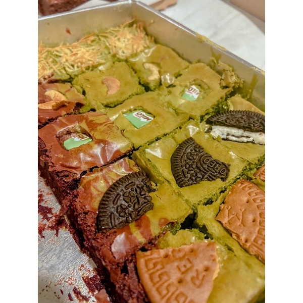 

Brownies Mix Tiga Rasa (Chocolate, Redvelvet, Greentea)