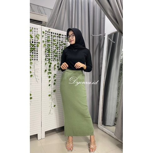 zayin Span knit fucia BY DYOURA