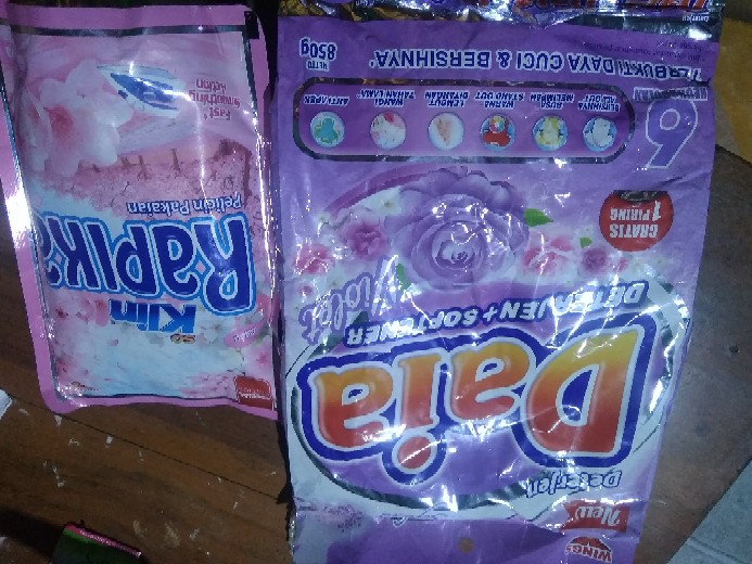 So Klin Rapika Pelicin Dan Pelembut Pakaian 400ml