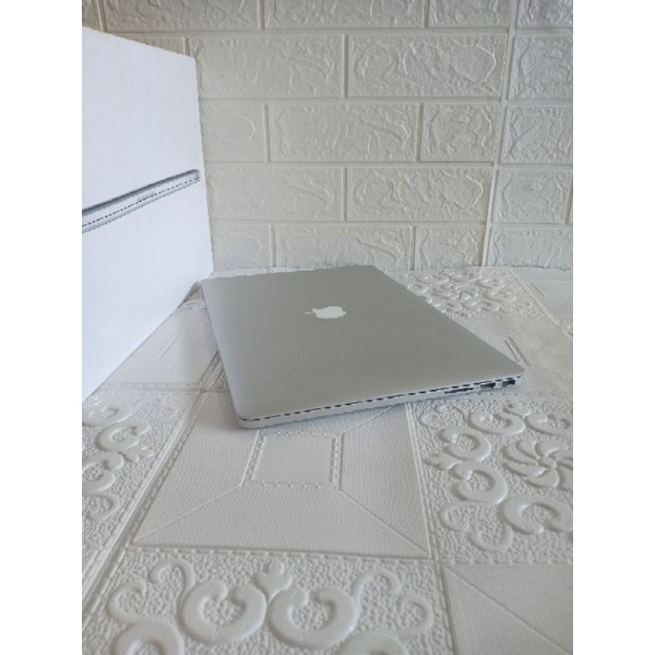 MACBOOK PRO 15 RETINA CORE I7 8GB SSD 256GB DUAL VGA NVIDIA LIKE NEW FULLSET