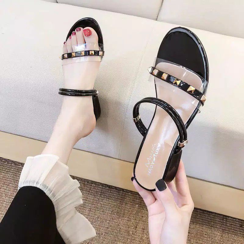 sandal wanita hak tahu 3 cm/hak rendah/terbaru/ cantik piramid h18